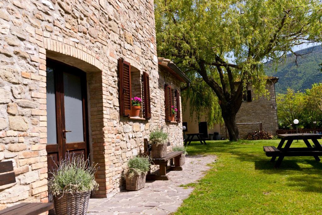 Agriturismo Nizzi Villa อัสซิซี ภายนอก รูปภาพ